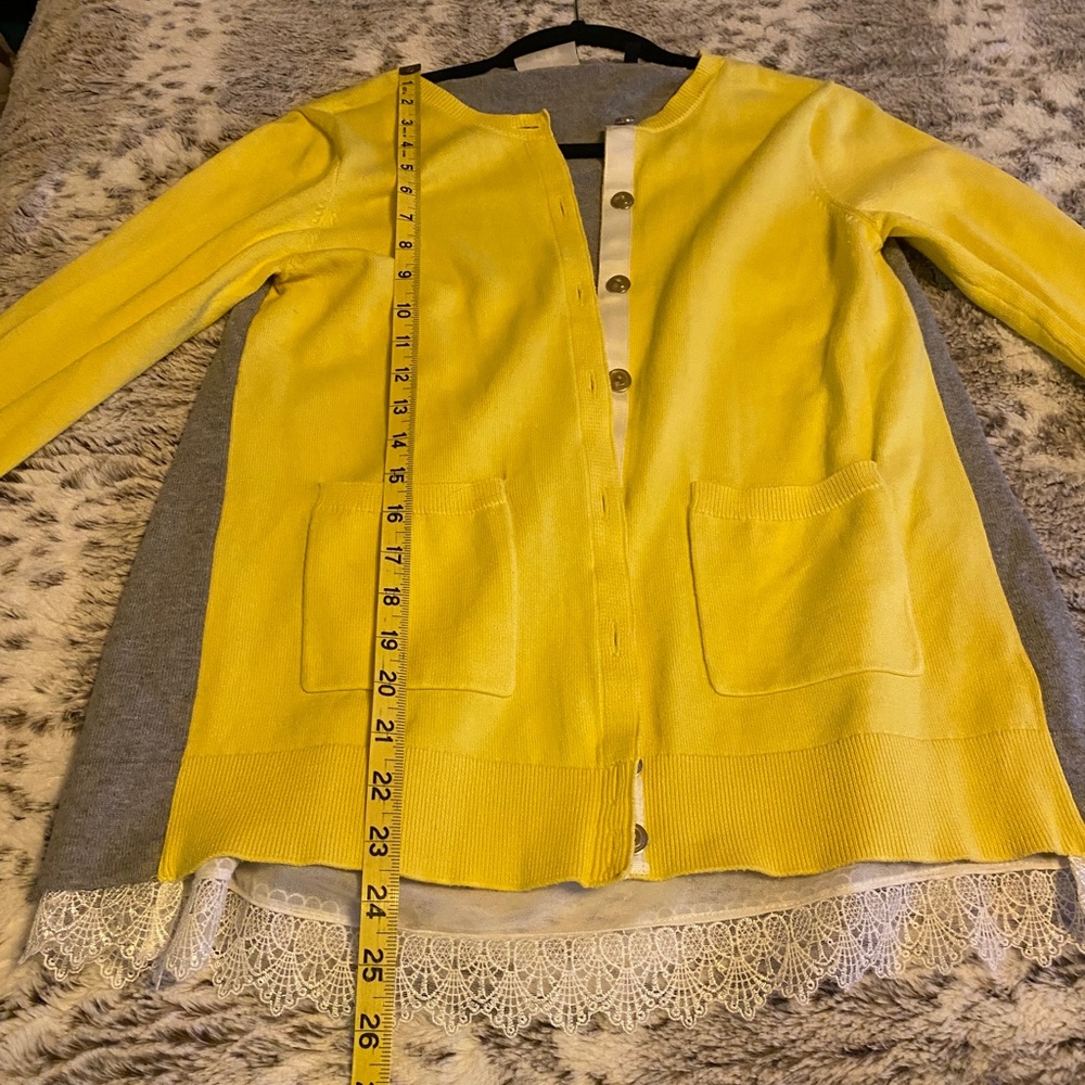 CAbi Style 3010 Belle Cardigan Size - Picture 16 of 16